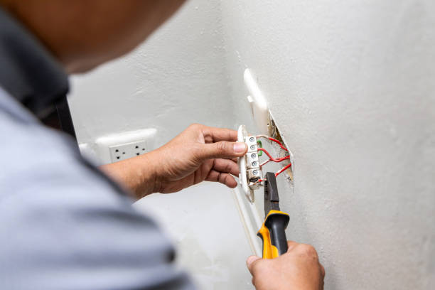 Best Local Electrician Companies  in Mathews, VA